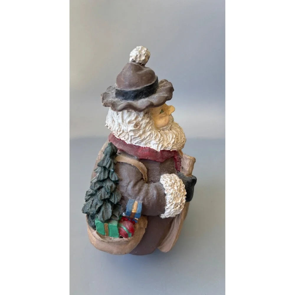 Vintage Resin Santa‎ Claus Figurine Rustic Christmas Decor 4.5 Inch